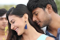 Manasuku Nachindi Movie Photos
